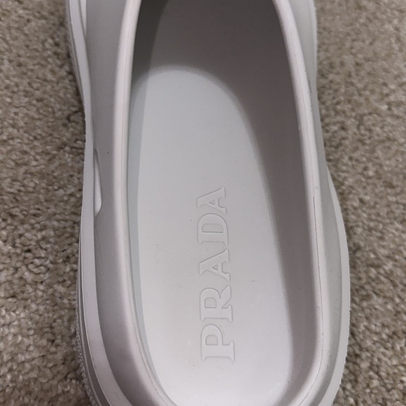 Prada - Mellow triangle logo mules - Picture 3 of 5